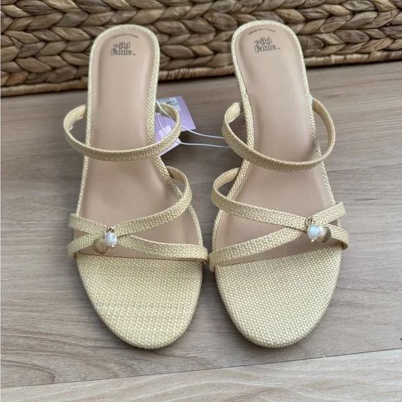 NWT! Wild Fable Brodie Strappy Raffia Charm Heels - Memory foam - Picture 2 of 14